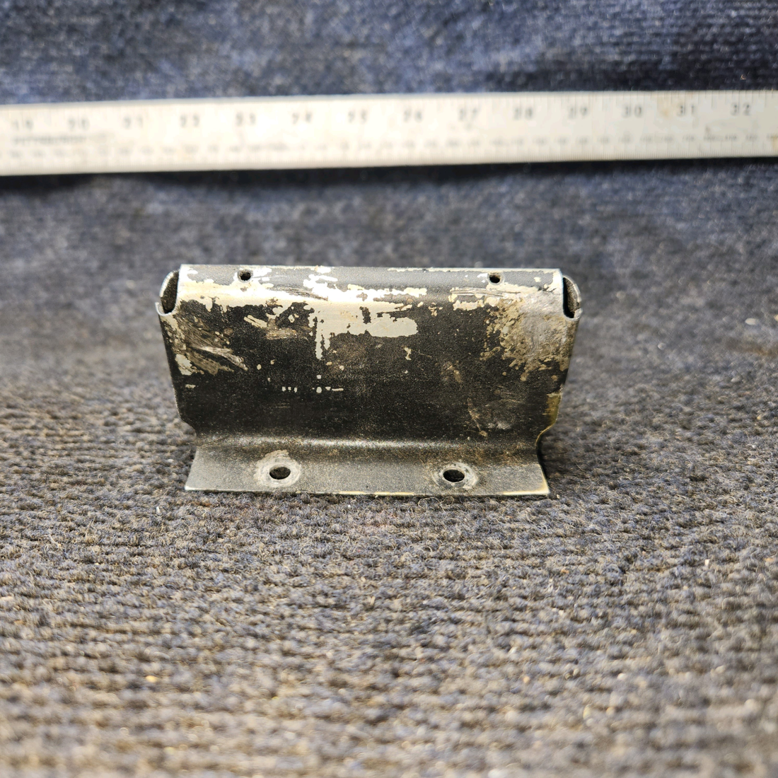 Used aircraft parts for sale, 0511190 Cessna 172 E Fuel Selector Bracket