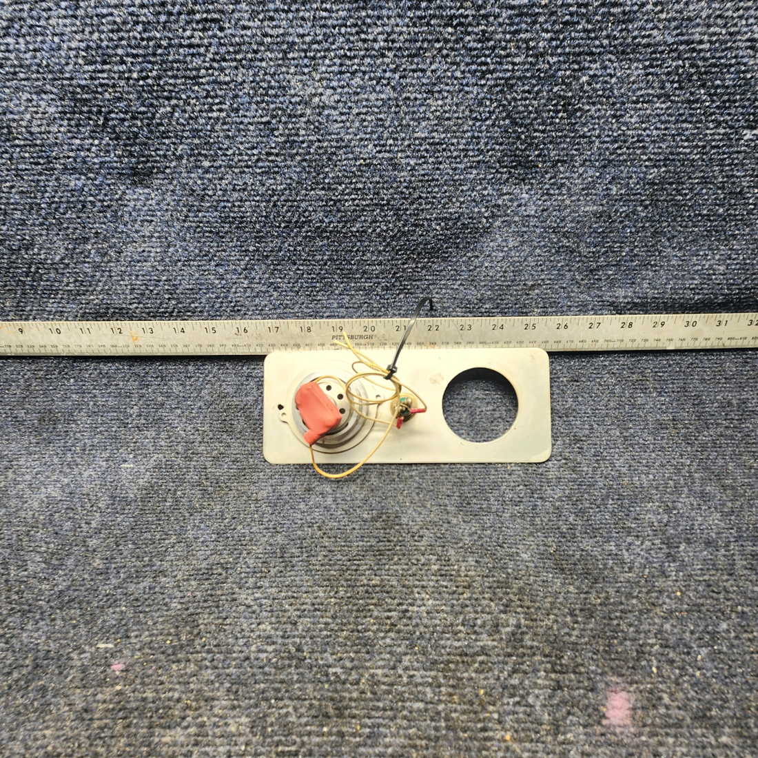 Used aircraft parts for sale, 58-530104-1, 2565 Beechcraft F33A OVERHEAD PANEL WITH LIGHT AND SWITCH