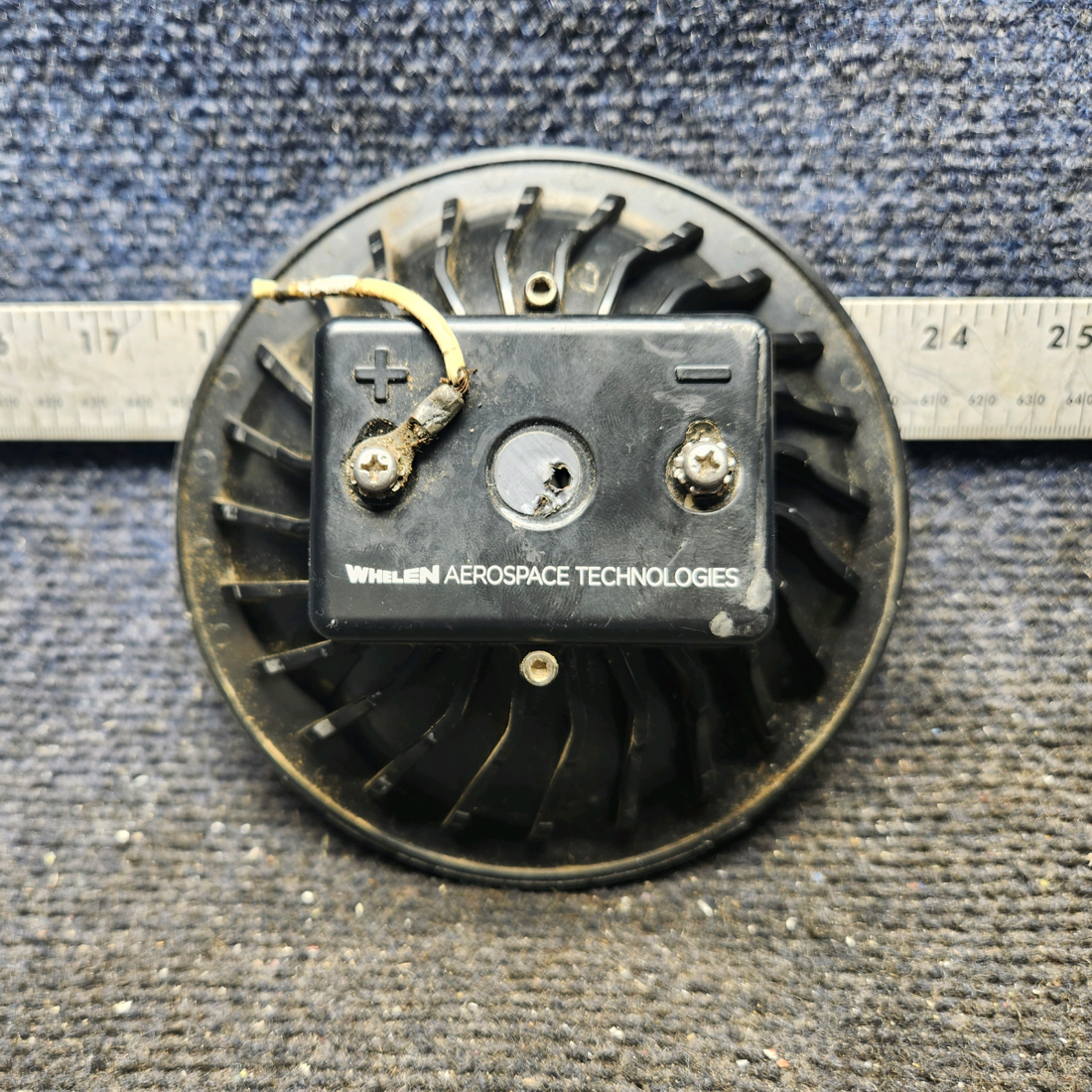 Used aircraft parts for sale, LSM-SCD-039-1 Whelen Beechcraft 35-33 LED Landing-Taxi Light