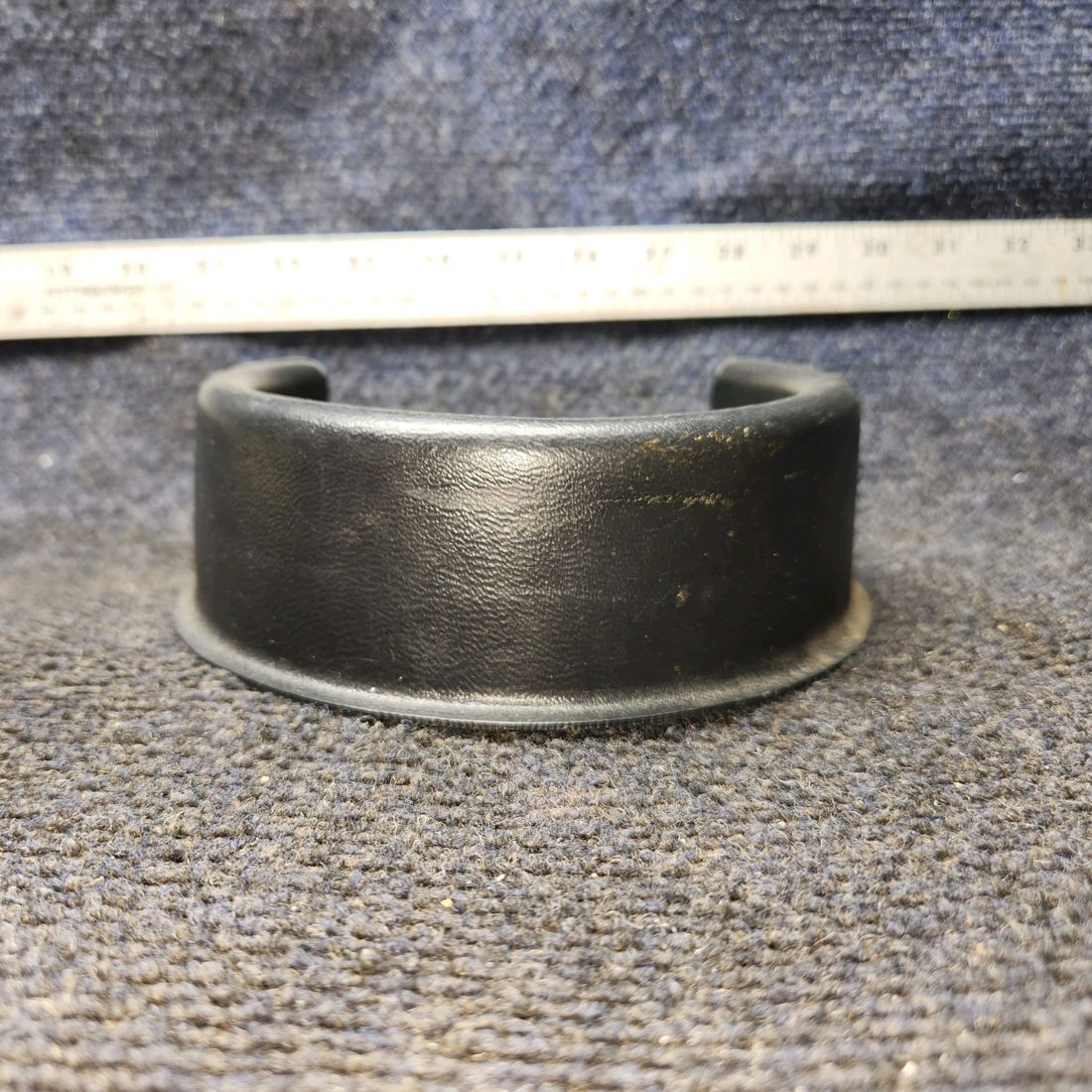 Used aircraft parts for sale, 169-920000-169 Beechcraft C23 SUNDOWNER Fuel Selector Guard