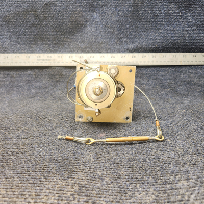 Used aircraft parts for sale, 1D414-194R Century BEECHCRAFT 95-55B Autopilot Pitch Servo 28 VLTS.