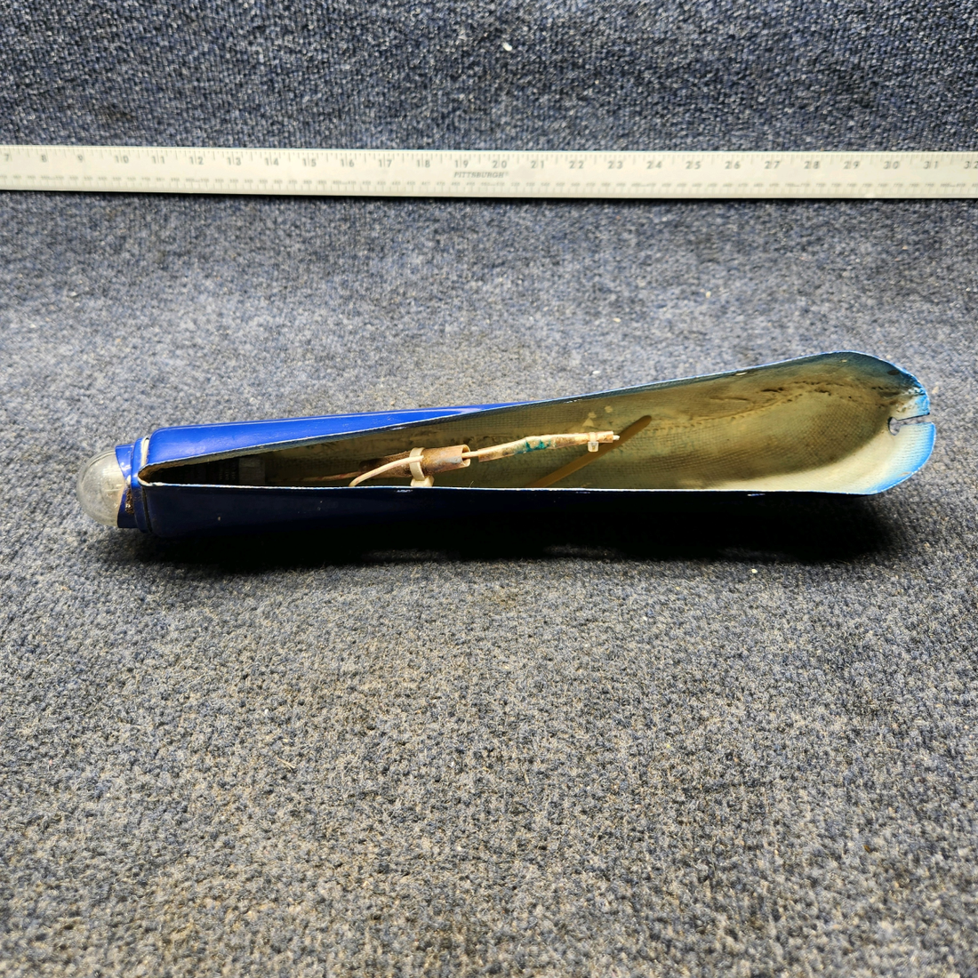 Used aircraft parts for sale, 63541-000 PIPER PA28-140 RUDDER TIP WITH TAIL LIGHT.
