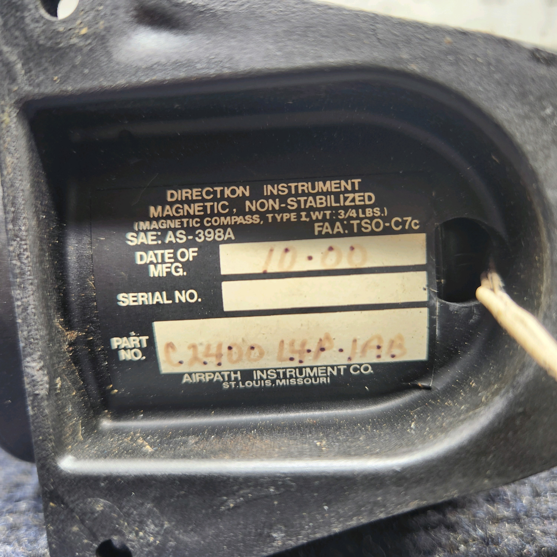Used aircraft parts for sale, C2400L4P1B Airpath Beechcraft F33A COMPASS ASSEMBLY LIGHTED (VOLTS: 14)