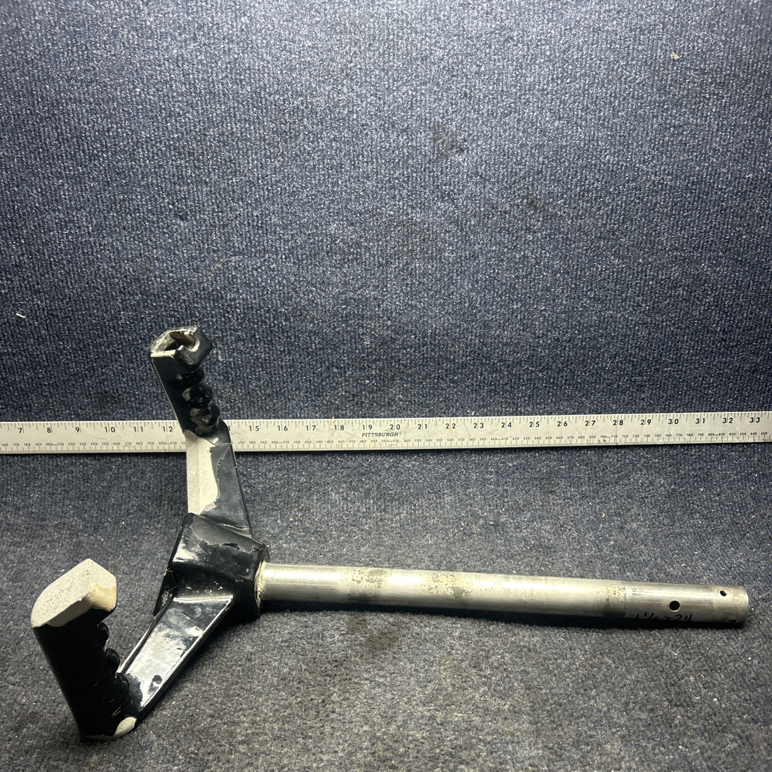 Used aircraft parts for sale, 79276-000 PIPER PA28-140 WHEEL ASSEMBLY