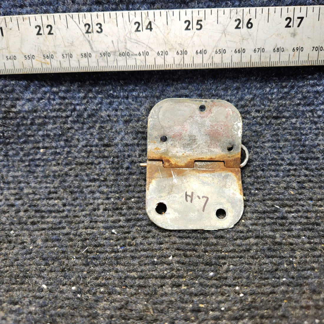 Used aircraft parts for sale, 0511280-3 Cessna 172E Cabin Door Lower Hinge Assembly LH