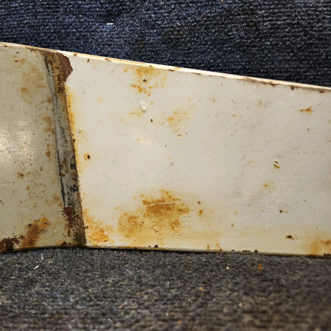 Used aircraft parts for sale, 0541164-4 Cessna 172F Main Landing Gear Spring RH