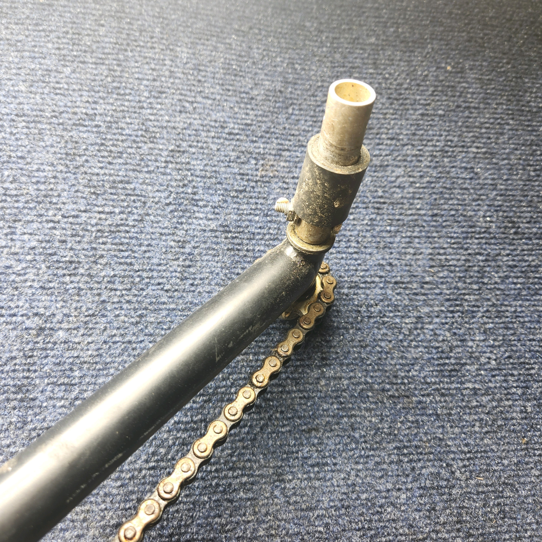Used aircraft parts for sale, 0413368-1 cessna 150G Control “Y” Yoke Weld Assy with Chains and Gears