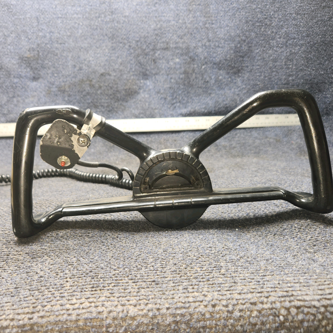 Used aircraft parts for sale, 78729-002 PIPER PA28-140 Control Wheel Assembly- 3/4 Diameter