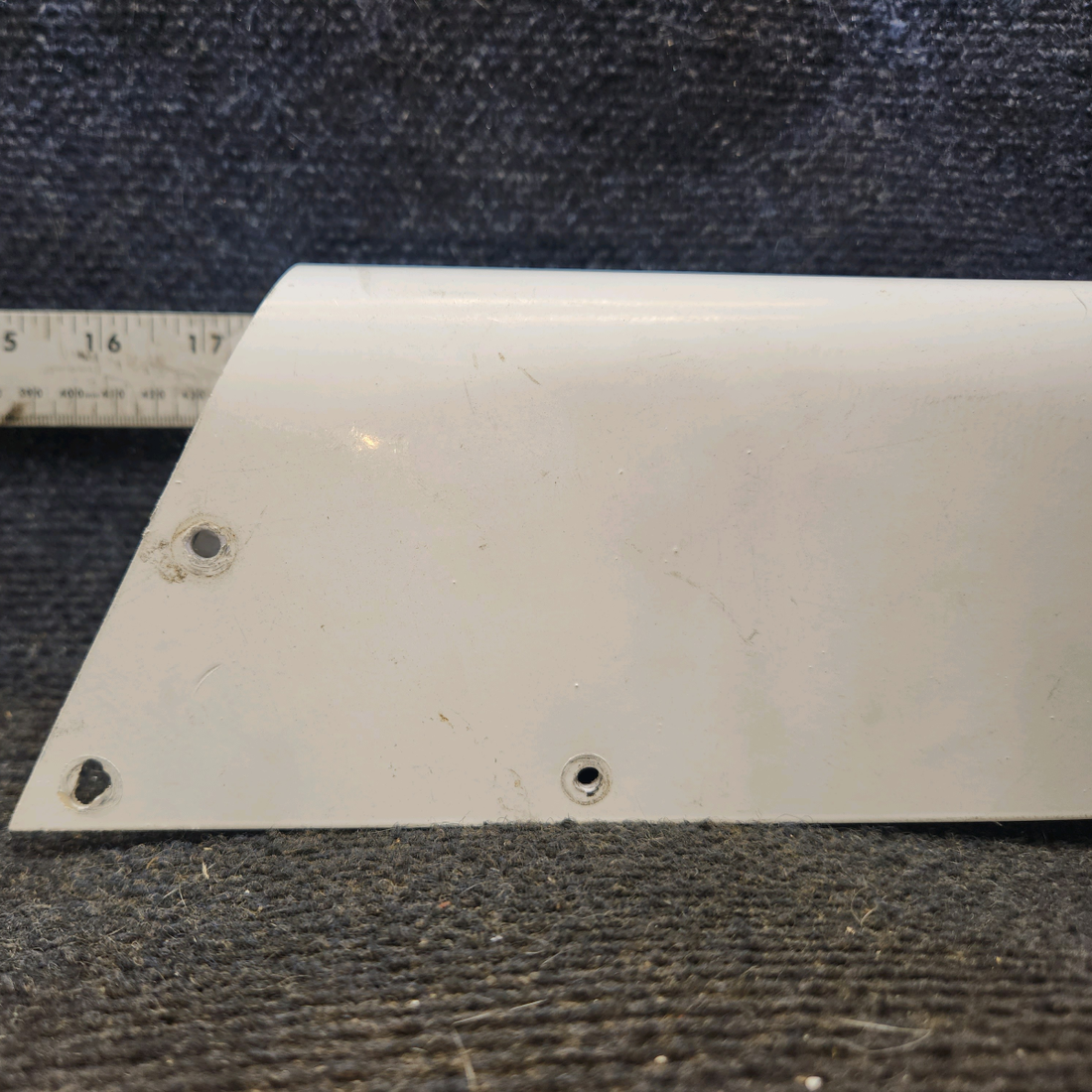 Used aircraft parts for sale, 0531006-112 cessna 172N Rudder Tip
