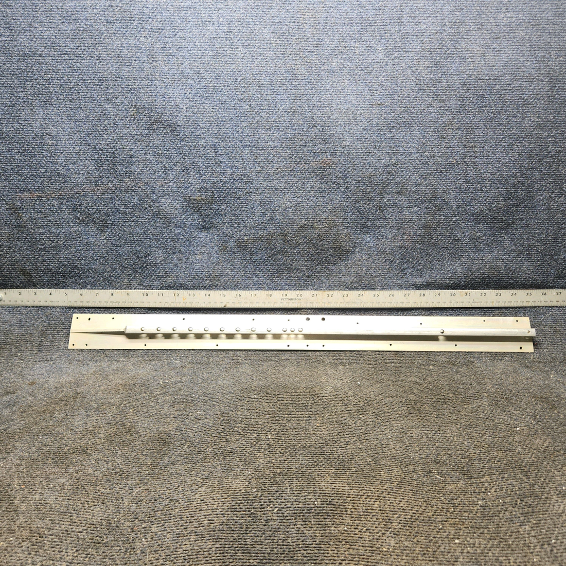 Used aircraft parts for sale, MC0511243-4 cessna 172N Seat Rail – Inboard LH