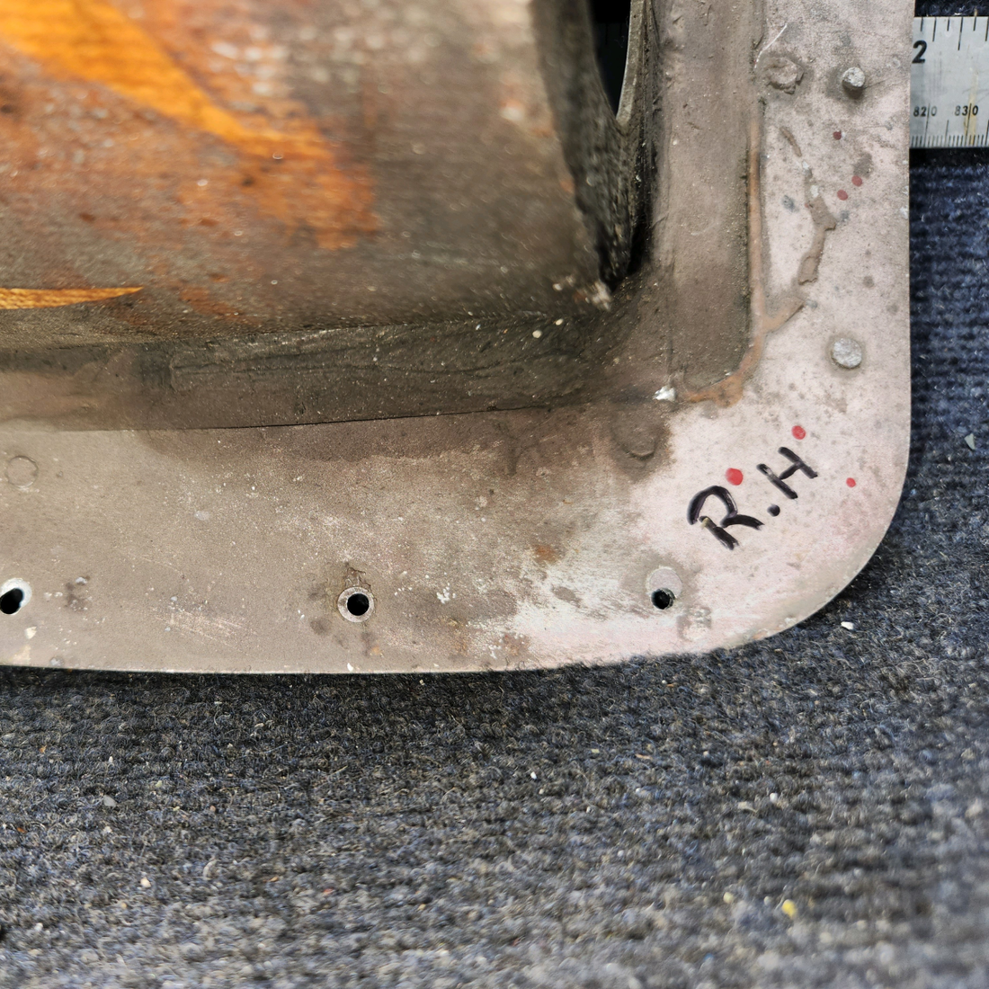 Used aircraft parts for sale, 2452006-22 Cessna 172RG Landing Light Housing Assy - RH