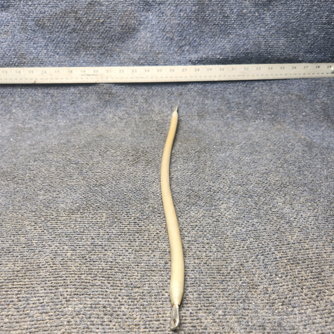 Used aircraft parts for sale, NAS1455C8-16C BEECHCRAFT 95-55B Baggage Door Chain Door Stop