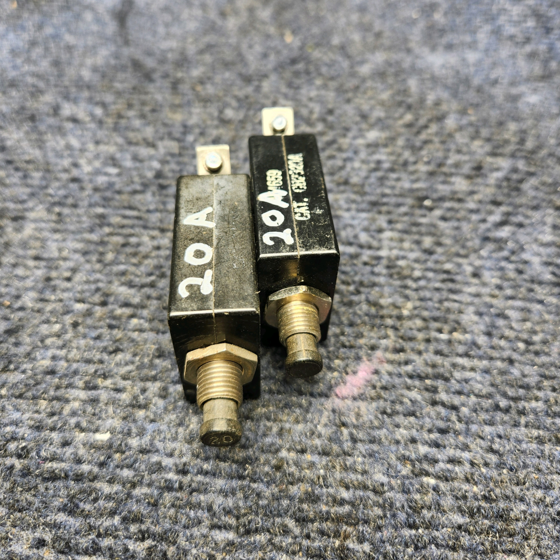Used aircraft parts for sale, CB-2320A Wood Electric CIRCUIT BREAKER 20 AMP "PRICE PER EACH"