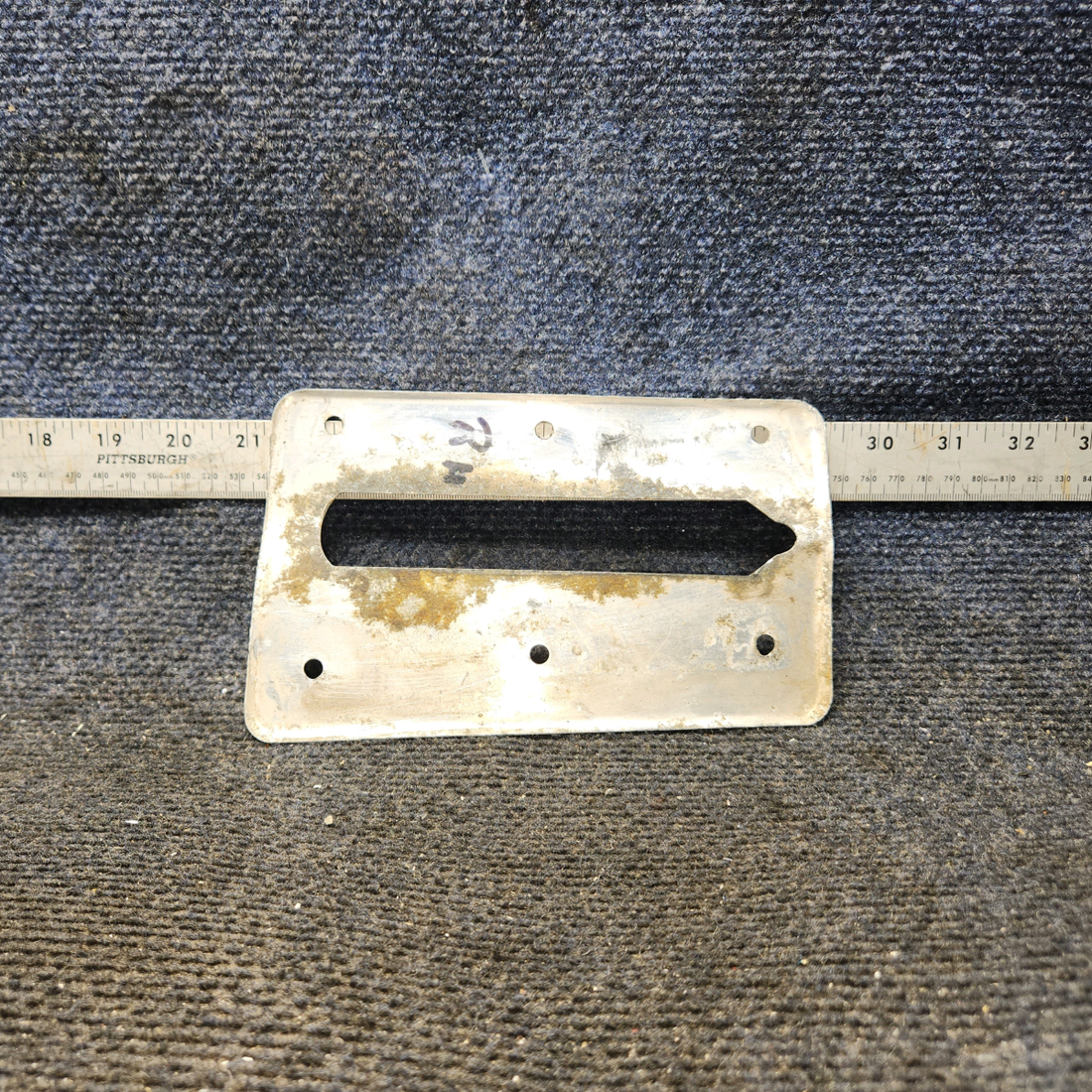 Used aircraft parts for sale, 0511071-4 Cessna 172F Plate Landing Gear Fillet - RH (Corrosion)