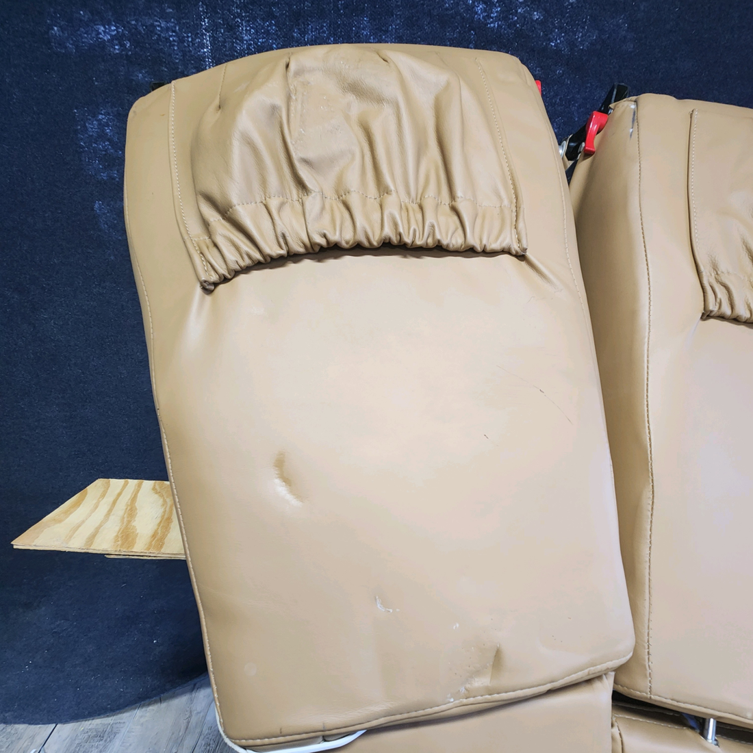 Used aircraft parts for sale, 33-530024 / 33-530041 Beechcraft F33A F33A LEATHER FOUR SEAT AND CARPET "SEE PHOTOS FOR DETAILS":