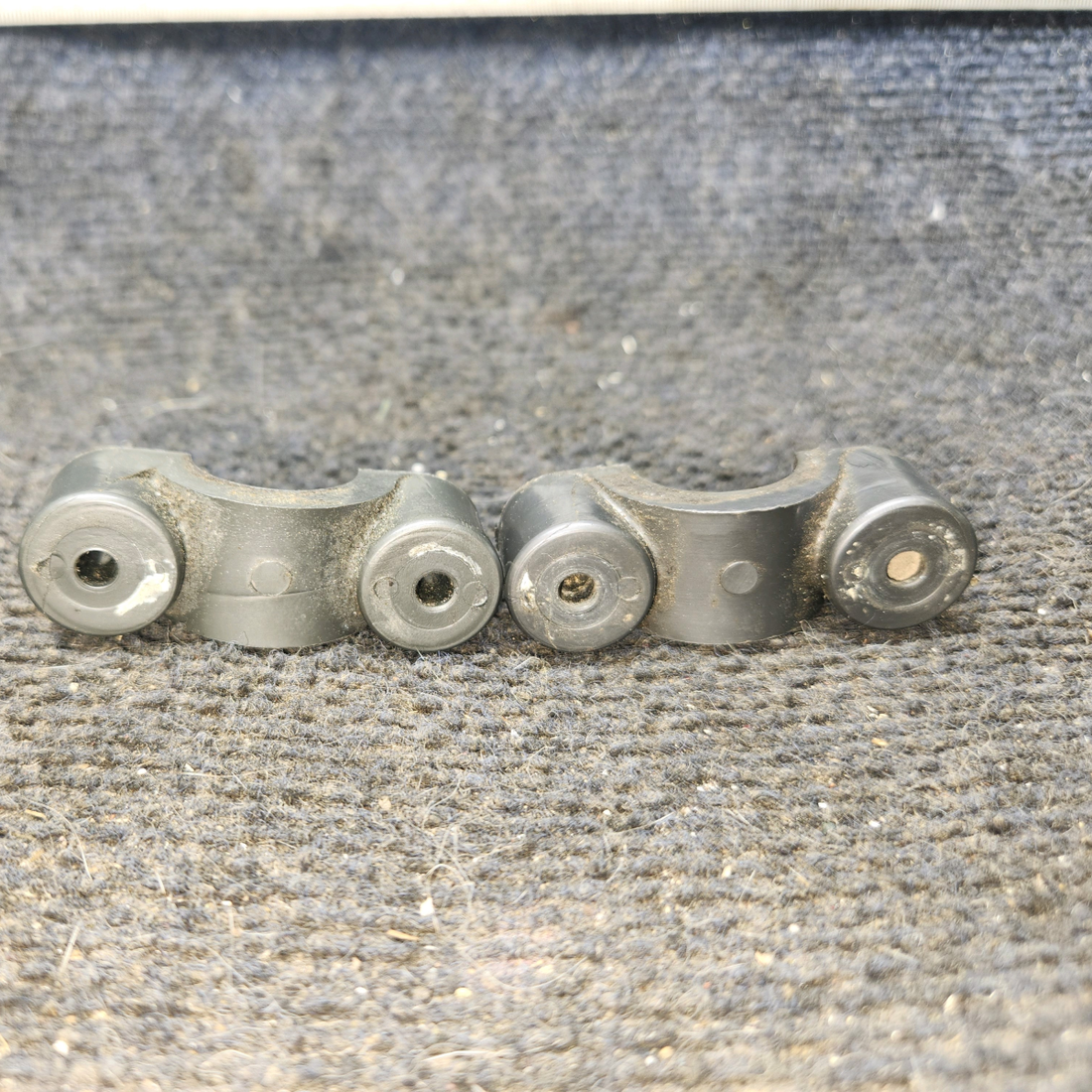Used aircraft parts for sale, S1674-1 cessna 172N Rudder Pedal Bar Bearing Set