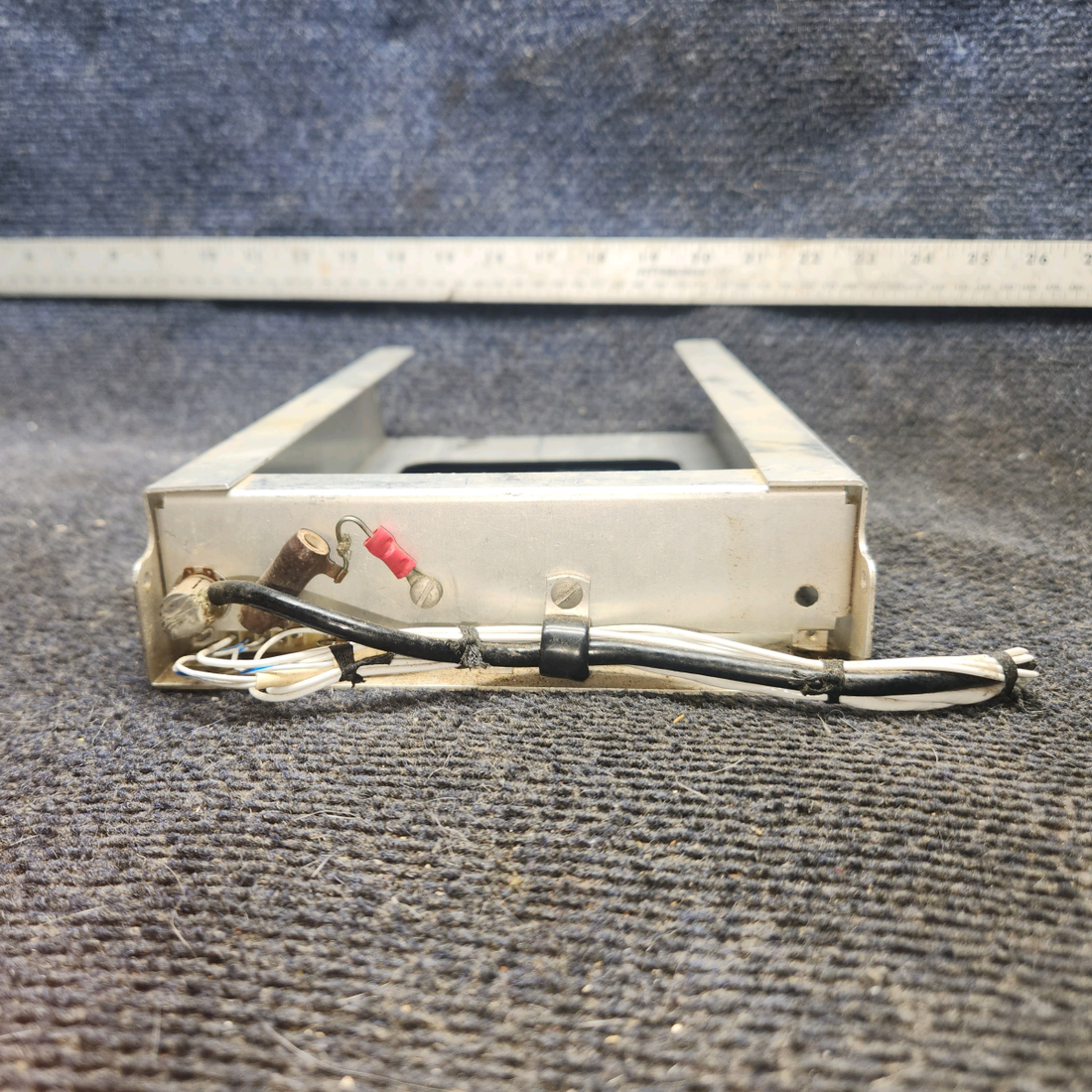Used aircraft parts for sale, TKM MX11 COMM TKM MX11 cessna 172k Aircraft Communication Transceiver