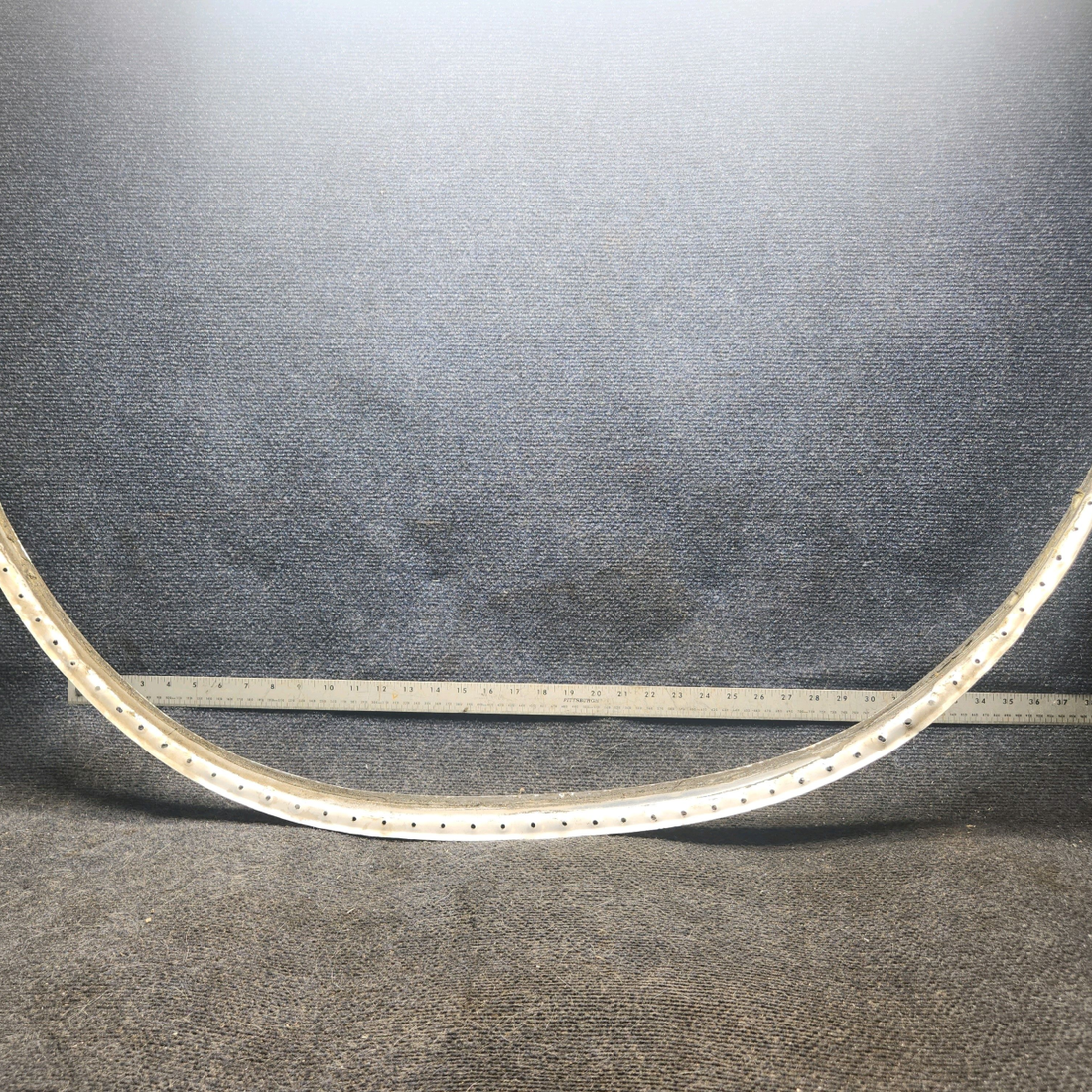Used aircraft parts for sale, 0411479-50 cessna 150G Lower Outer Windshield Strip