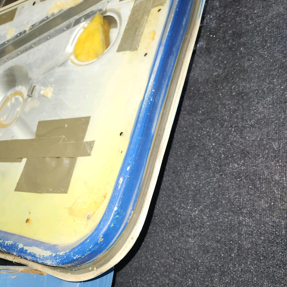 Used aircraft parts for sale, 0511803-26, 0711050-6 cessna 172N Cabin Door RH - Structure Assembly