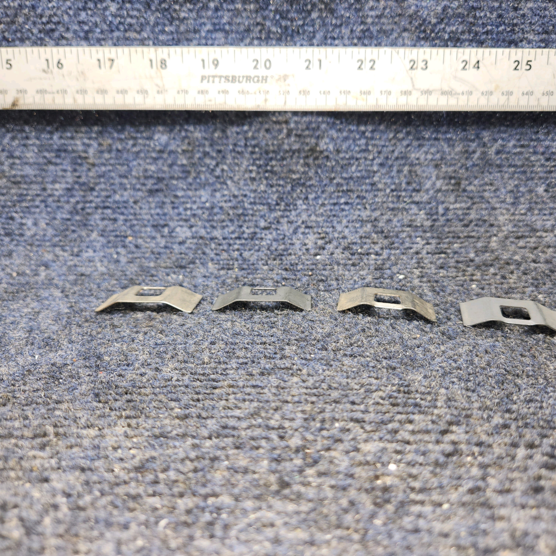 Used aircraft parts for sale, 9511103 Goodyear Cessna Clip Set of 4