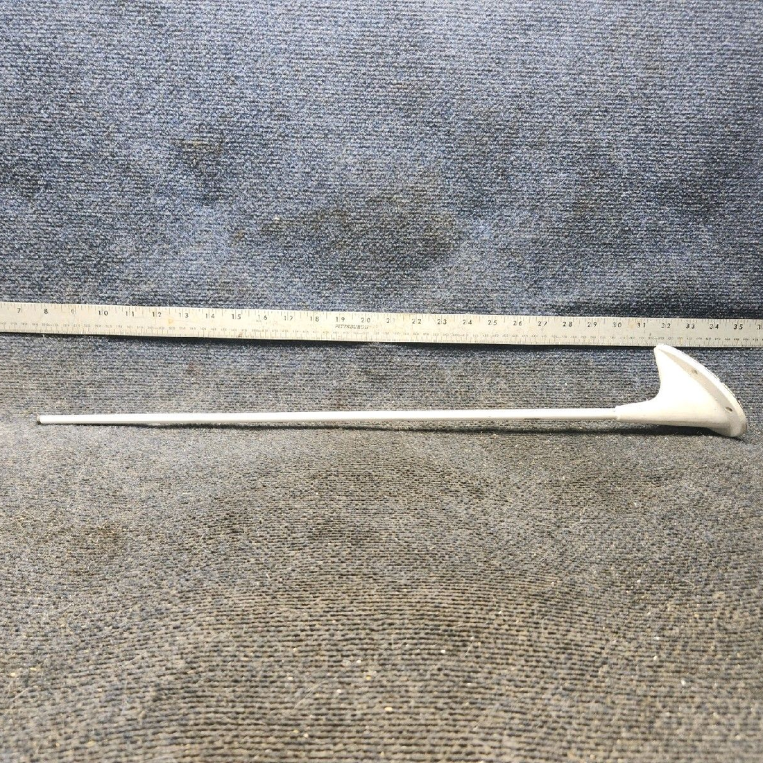 Used aircraft parts for sale, AV-10 RA Miller piper PA-28-181 VHF Communication Antenna