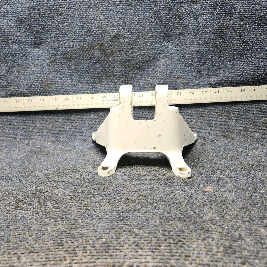 Used aircraft parts for sale, 2443001-3 Cessna 172RG Actuator Attach Fitting