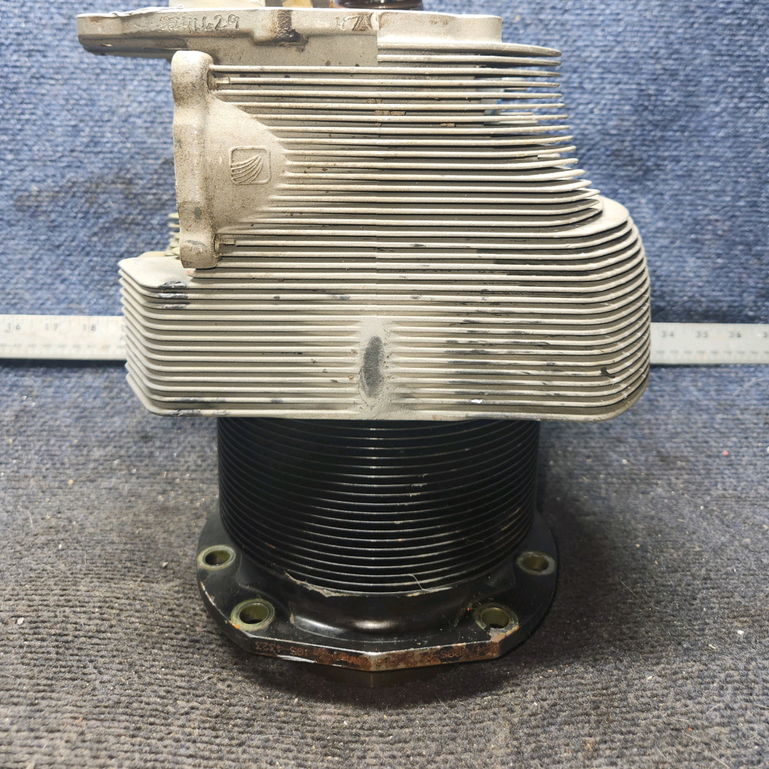 Used aircraft parts for sale, SA47000S-A1 Superior O-470 Cessna 182G Engine Cylinder
