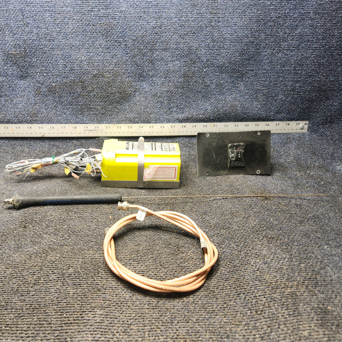 Used aircraft parts for sale, A3-06-2880 Artex ELT-345 piper PA-28-181 Emergency Locator Transmitter w/ Accessories