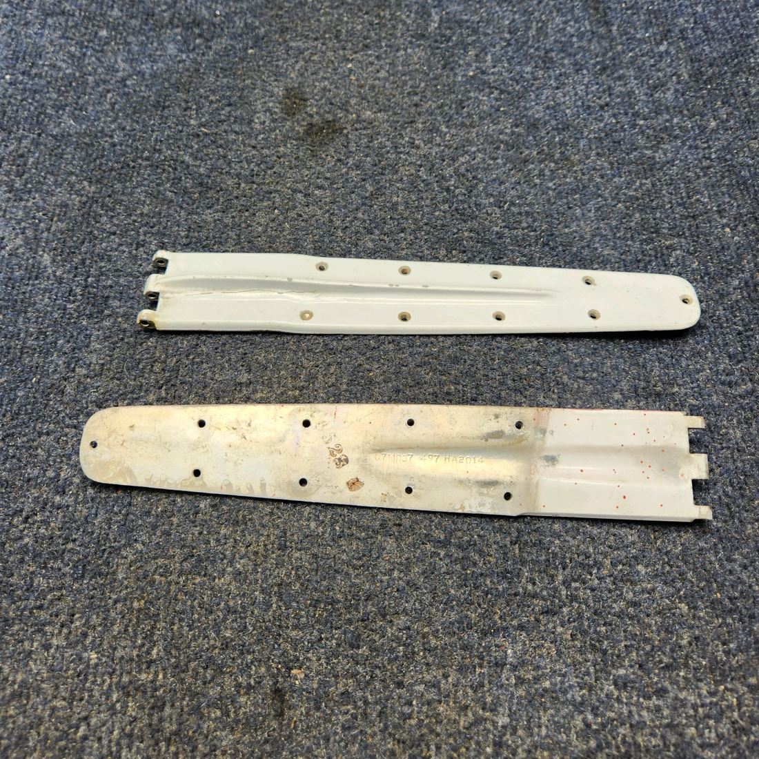 Used aircraft parts for sale, 0711037-497 Cessna Texas Several CESSNA UPPER DOOR HINGE PRICE PER EACH.
