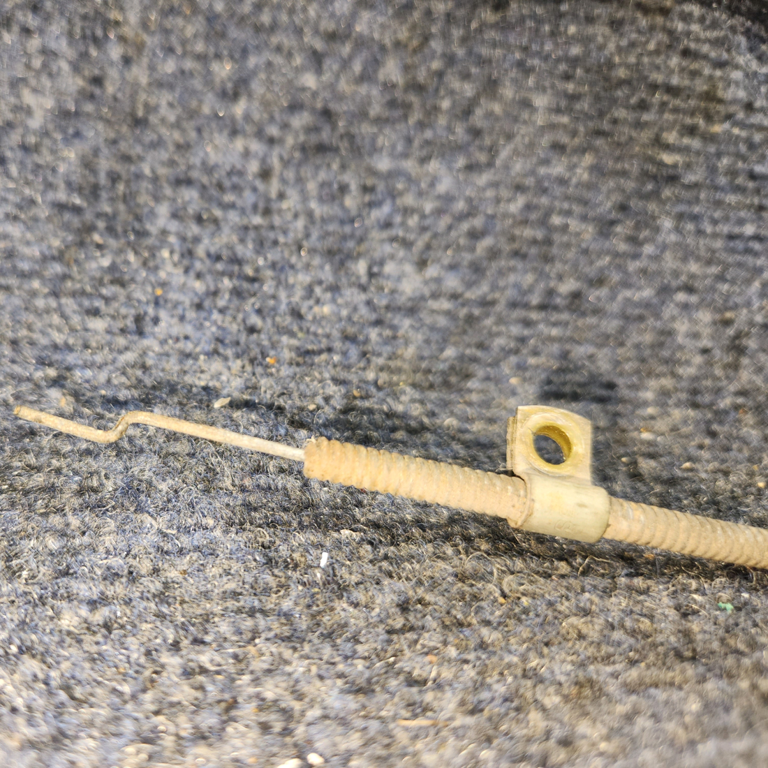 Used aircraft parts for sale, 554-144 Piper PA28-140 Defroster Cross Connect Cable (17”)