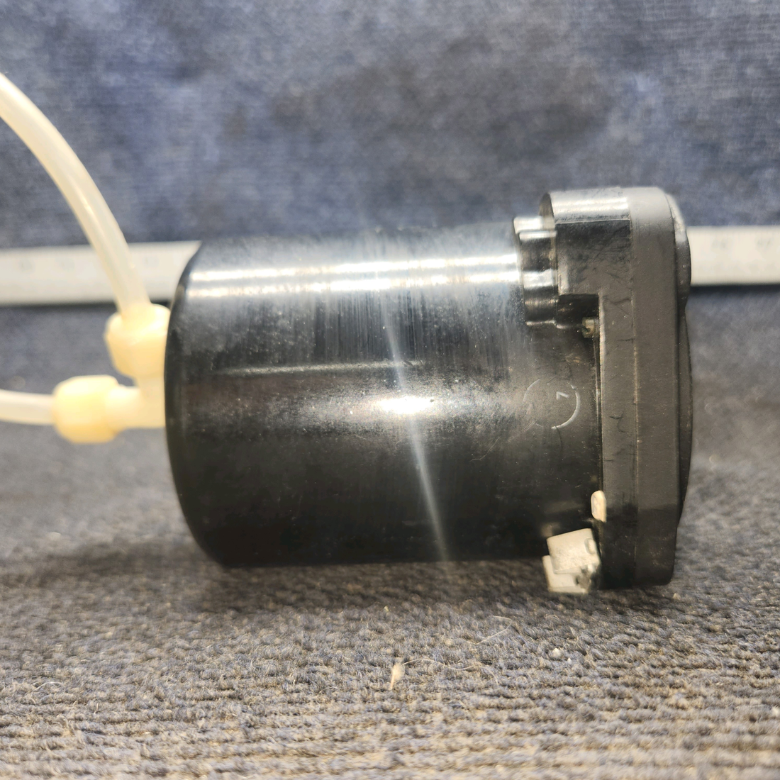 Used aircraft parts for sale, 22-993-02-1A Garwin cessna 150G Rate of Climb Indicator