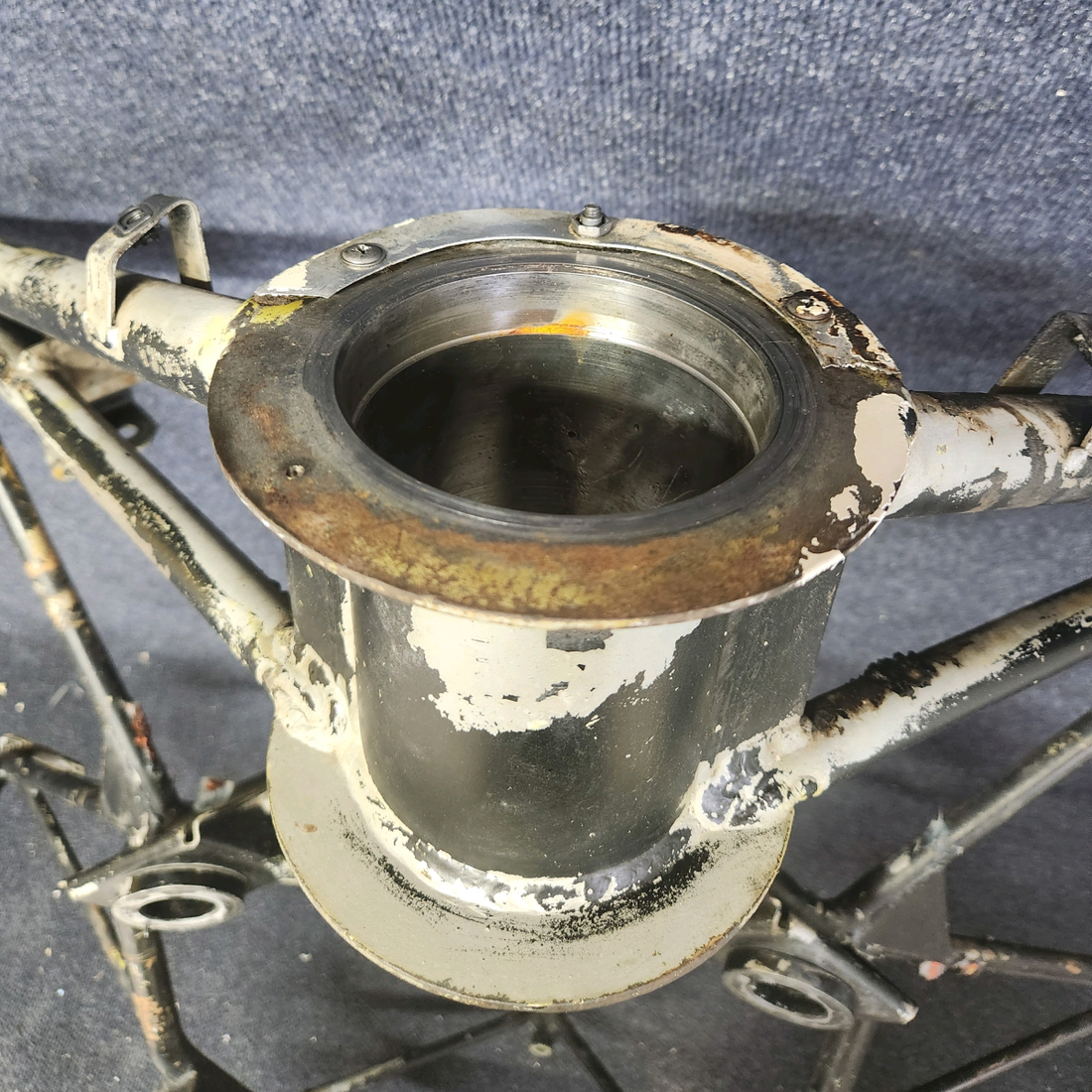 Used aircraft parts for sale, 169-910007-650 Beechcraft A23A Musketeer Custom III ENGINE MOTOR MOUNT