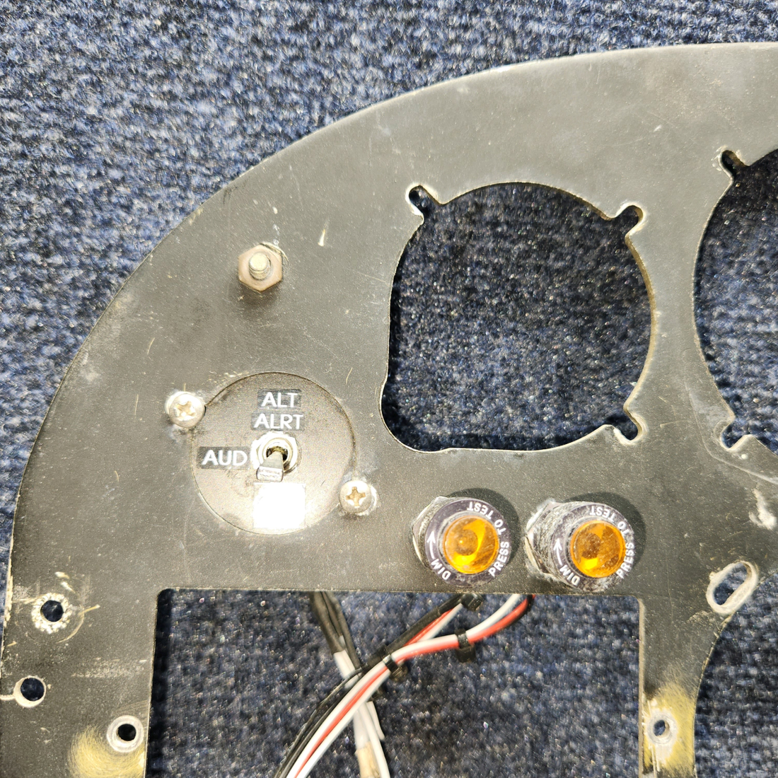 Used aircraft parts for sale, 2413019-1 Cessna 172RG Shock Panel Assy