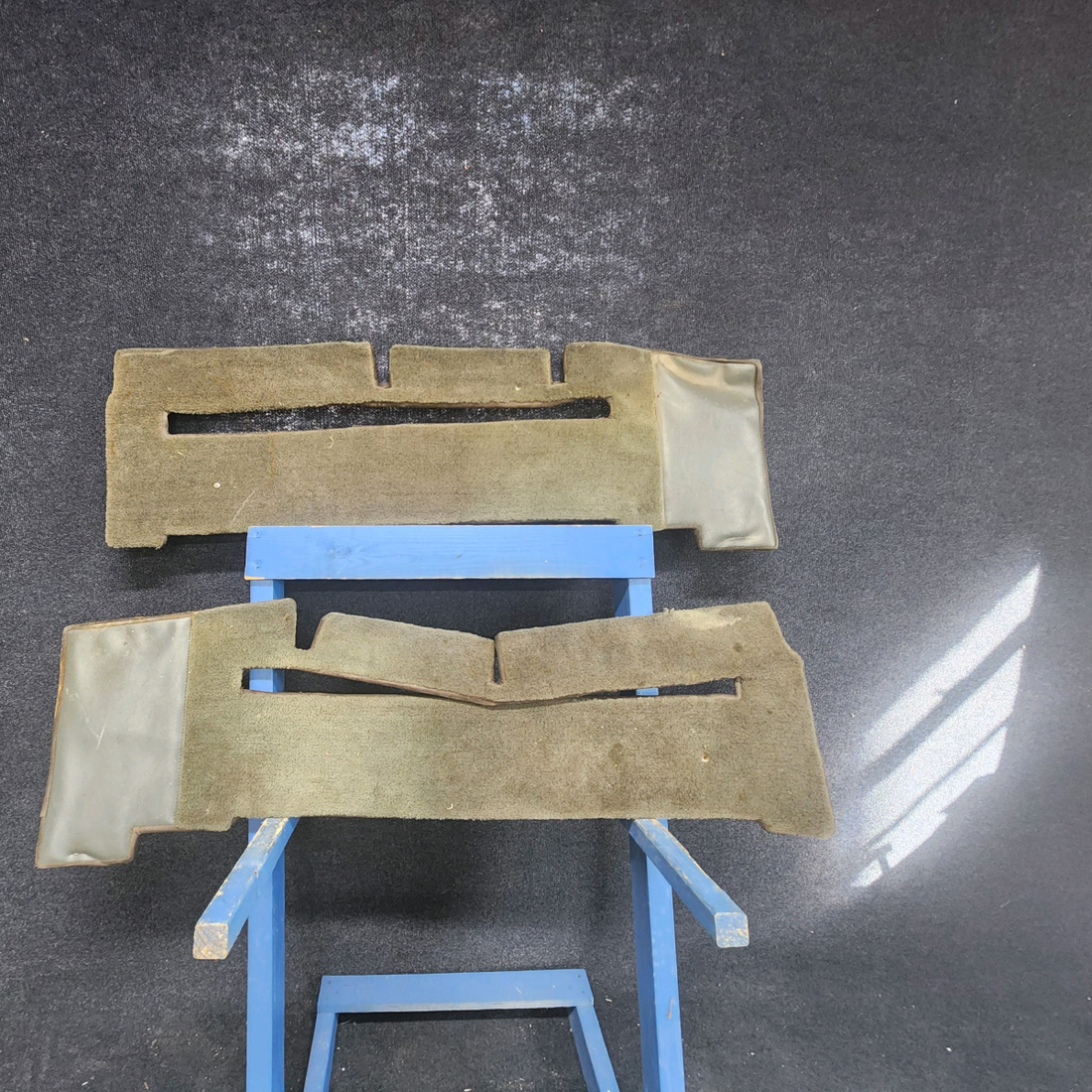 Used aircraft parts for sale, 169-534024-601 , 169-534024-602 , 169-534025-601 Beechcraft A23A Musketeer Custom III PILOT/CO-PILOT/REAR SEAT AND LATERAL IN GOOD CONDITION