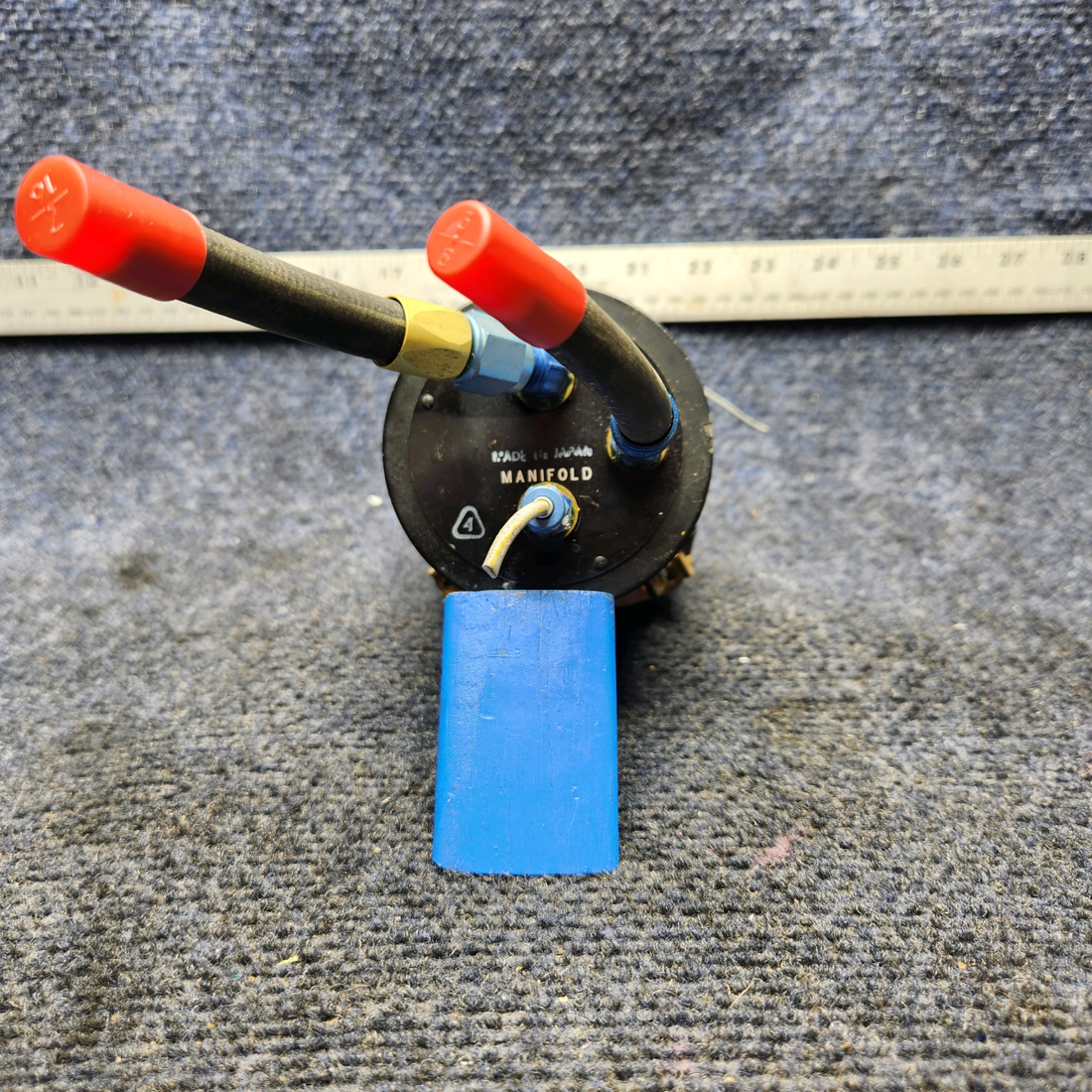 Used aircraft parts for sale, 6080-691 United Instruments Beechcraft F33A MAN / FUEL PRESSURE