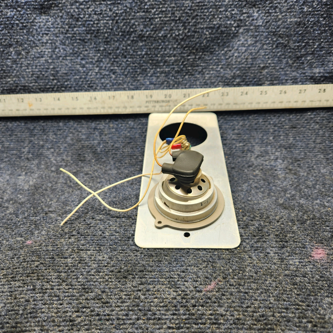Used aircraft parts for sale, 58-530104-1, 2565 Beechcraft F33A OVERHEAD PANEL WITH LIGHT AND SWITCH