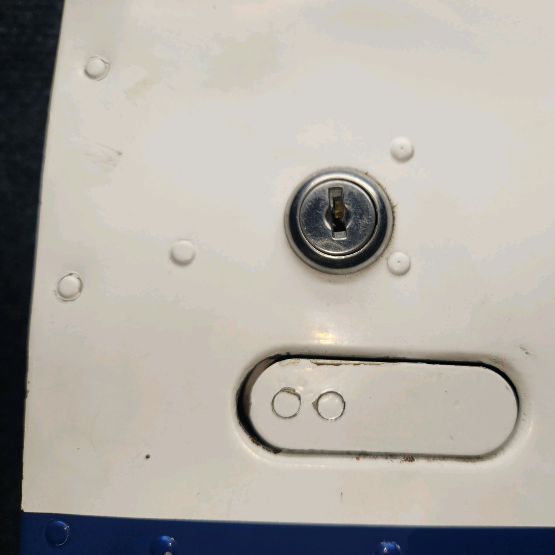 Used aircraft parts for sale, 0711629-1 Cessna 182G Baggage Door Assembly