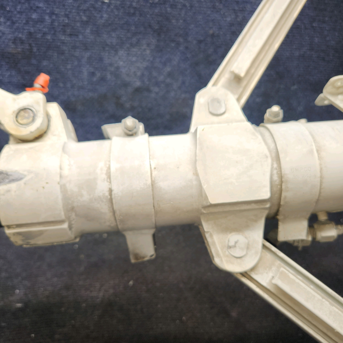 Used aircraft parts for sale, 95-810002-613 BEECHCRAFT 95-55B Gear Assy Main - LH