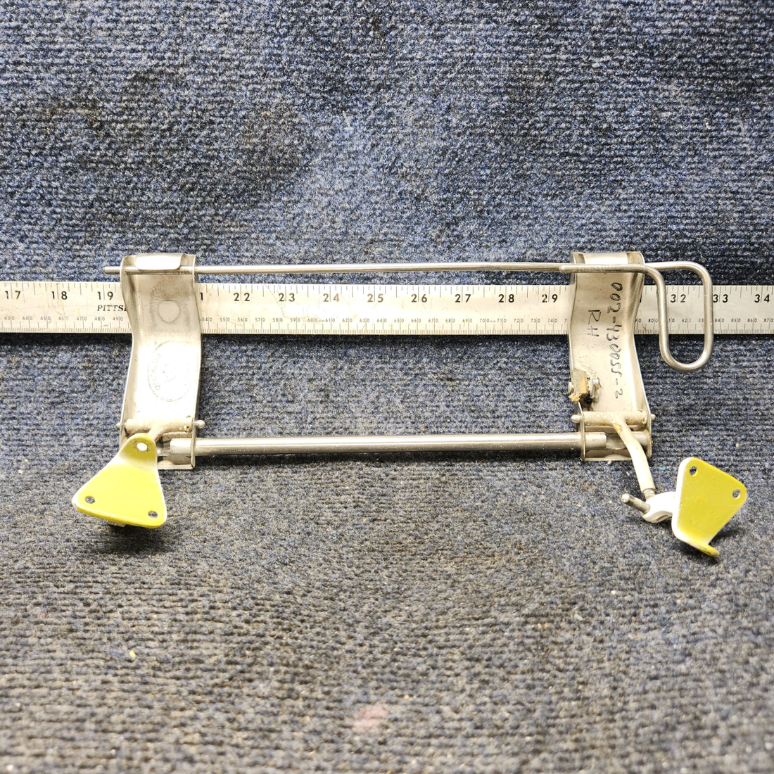 Used aircraft parts for sale, 002-430055-2 BEECHCRAFT 95-55B Window Latch w/ Handle- RH