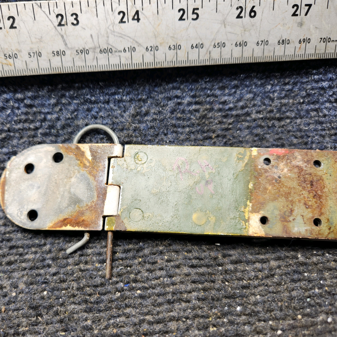 Used aircraft parts for sale, 0511280-2, 0511237-2 Cessna 172E Cabin Door Hinge Assembly Upper - RH