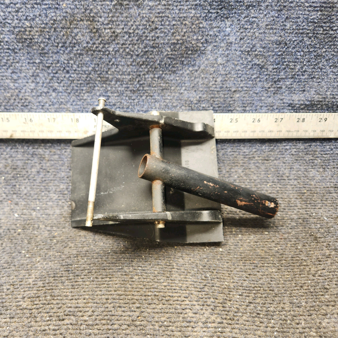 Used aircraft parts for sale, 1460320-1, 0411307 Cessna 172F Rudder Pedal & Arm