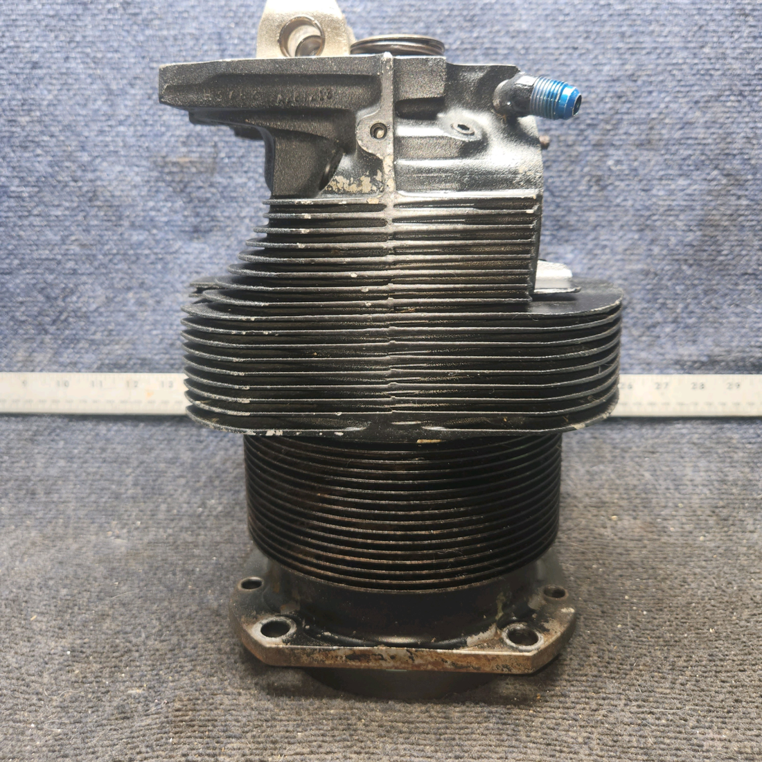 Used aircraft parts for sale, LW-12416 Piper PA-28-140 Cylinder