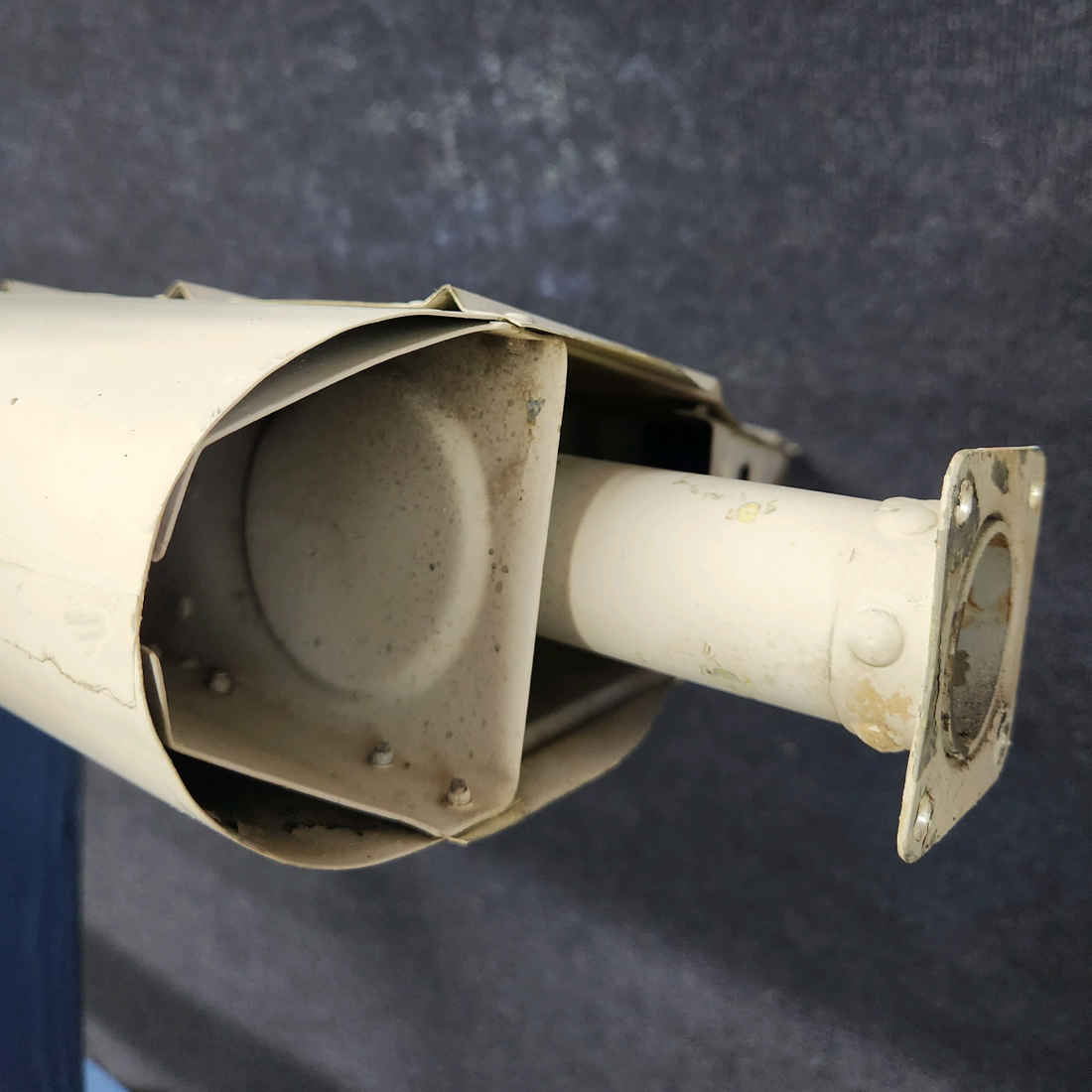 Used aircraft parts for sale, 2432000-200 CESSNA C172RG ELEVATOR ASSEMBLY RH W/ TRIM TAB