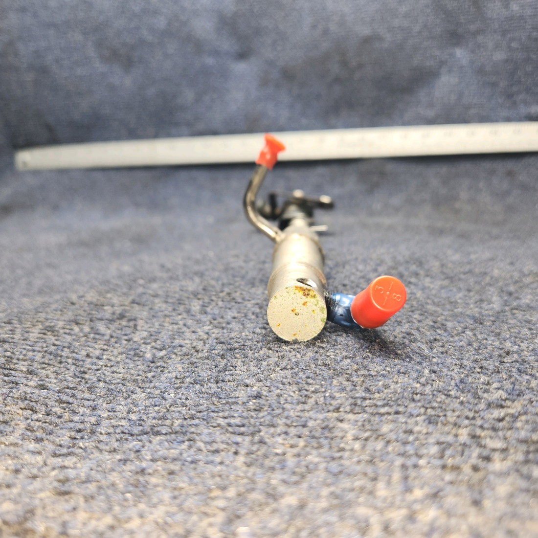 Used aircraft parts for sale, 10-22 Piper PA28-140 Brake Master Cylinder with Handle