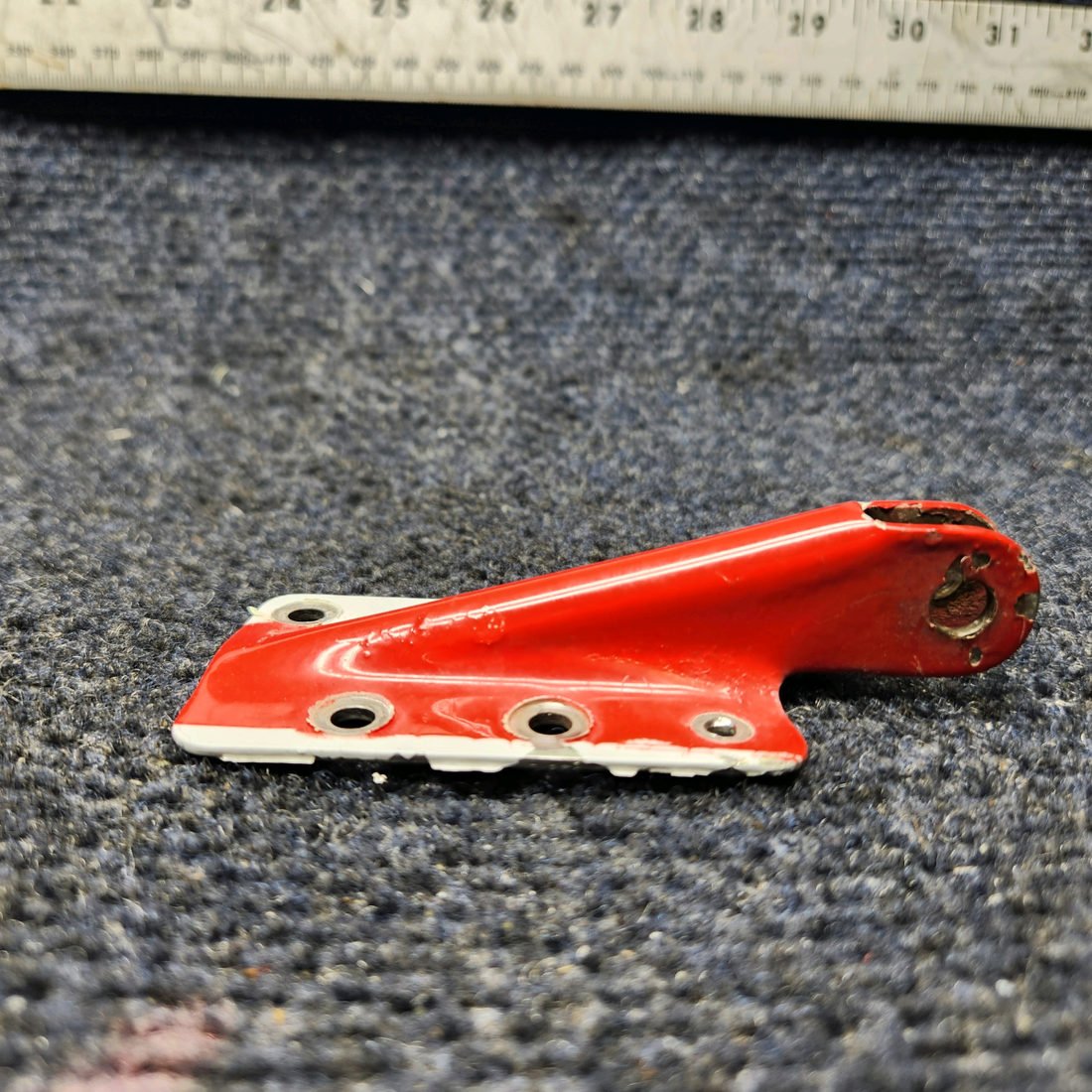 Used aircraft parts for sale, 79475-007 Piper PA28-140 Cabin Door Hinge Upper