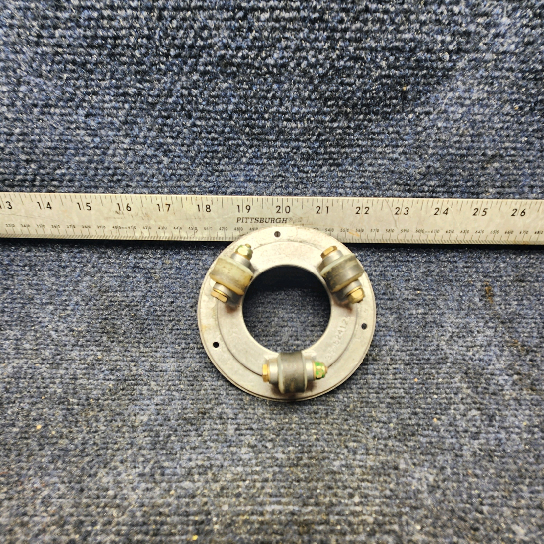 Used aircraft parts for sale, 35-524125-10 Beechcraft F33A HANGER ASSEMBLY