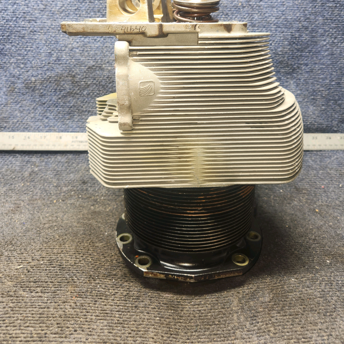 Used aircraft parts for sale, SA47000S-A1 Superior O-470 Cessna 182G Engine Cylinder
