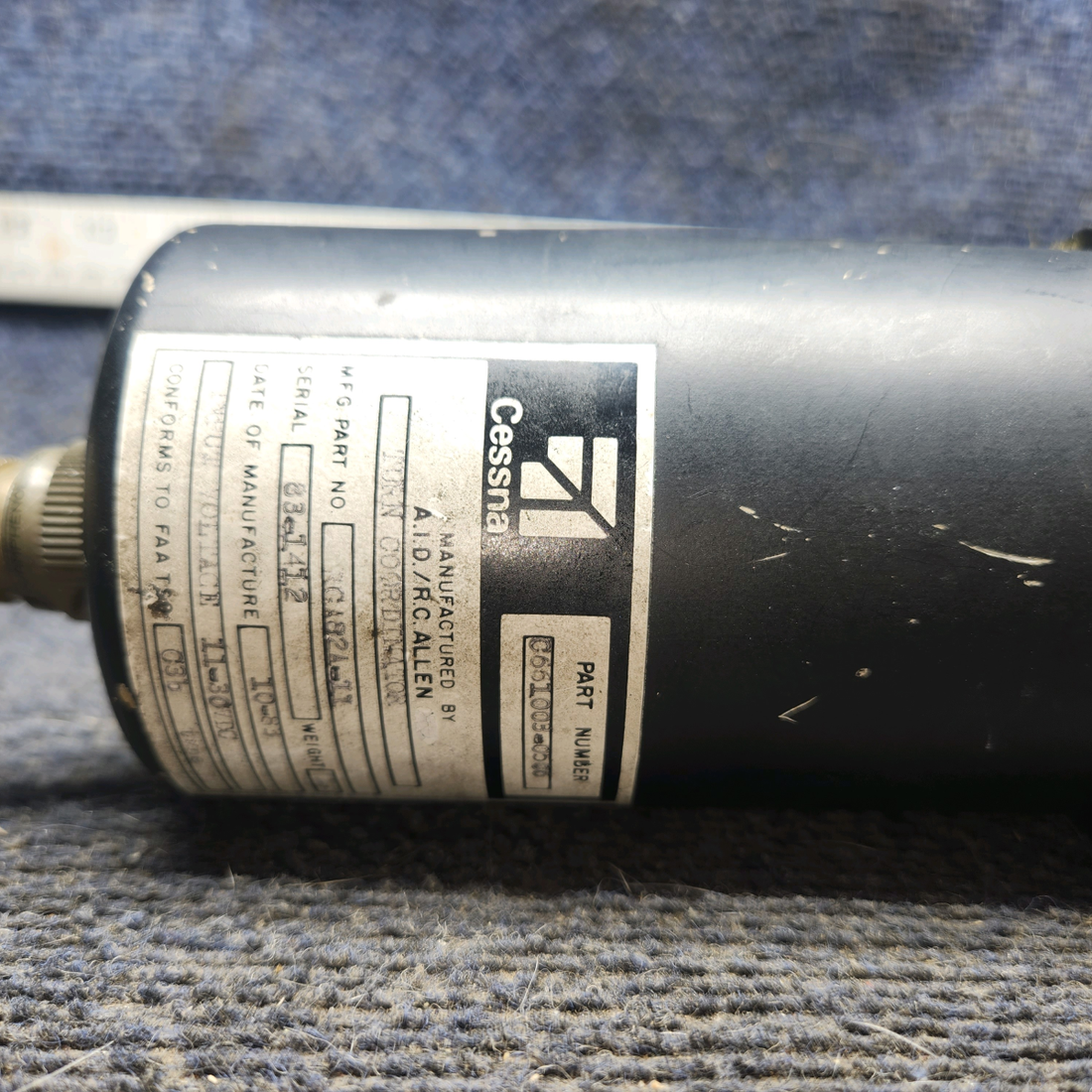 Used aircraft parts for sale, C661003-0506 R.C Allen 82A-11 cessna 172k Gyro Turn Coordinator – 12/24V