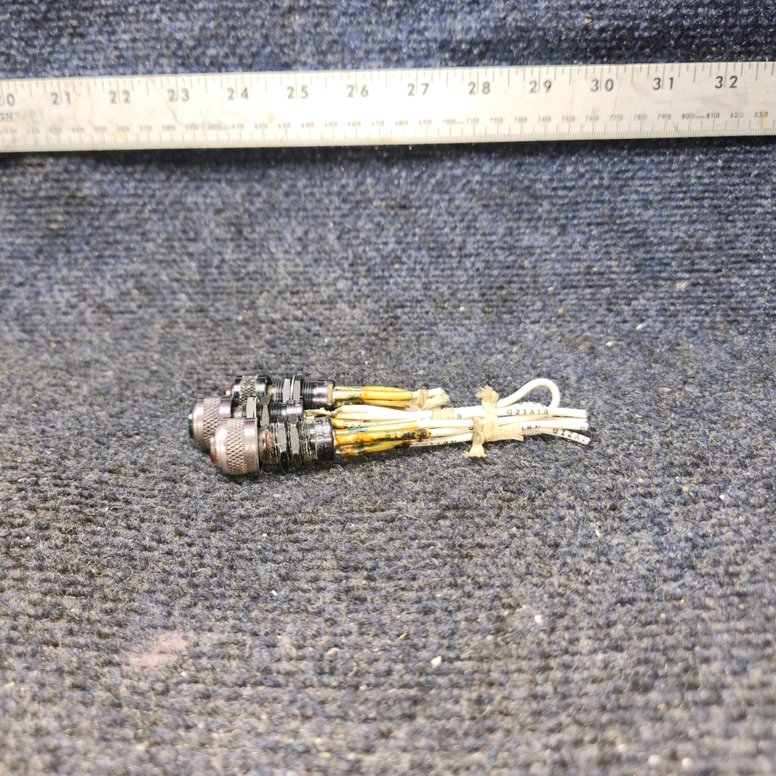 Used aircraft parts for sale, MS250041 BEECHCRAFT 95-55B Press-to-Test Indicator Light - Set of 3