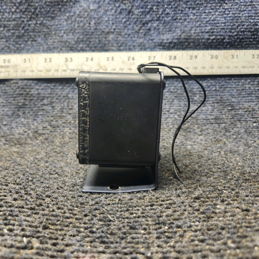 Used aircraft parts for sale, PAI-700 Precision Aviation, Inc Cessna 172 Vertical Card Magnetic Compass 14V Light Low on Fluid